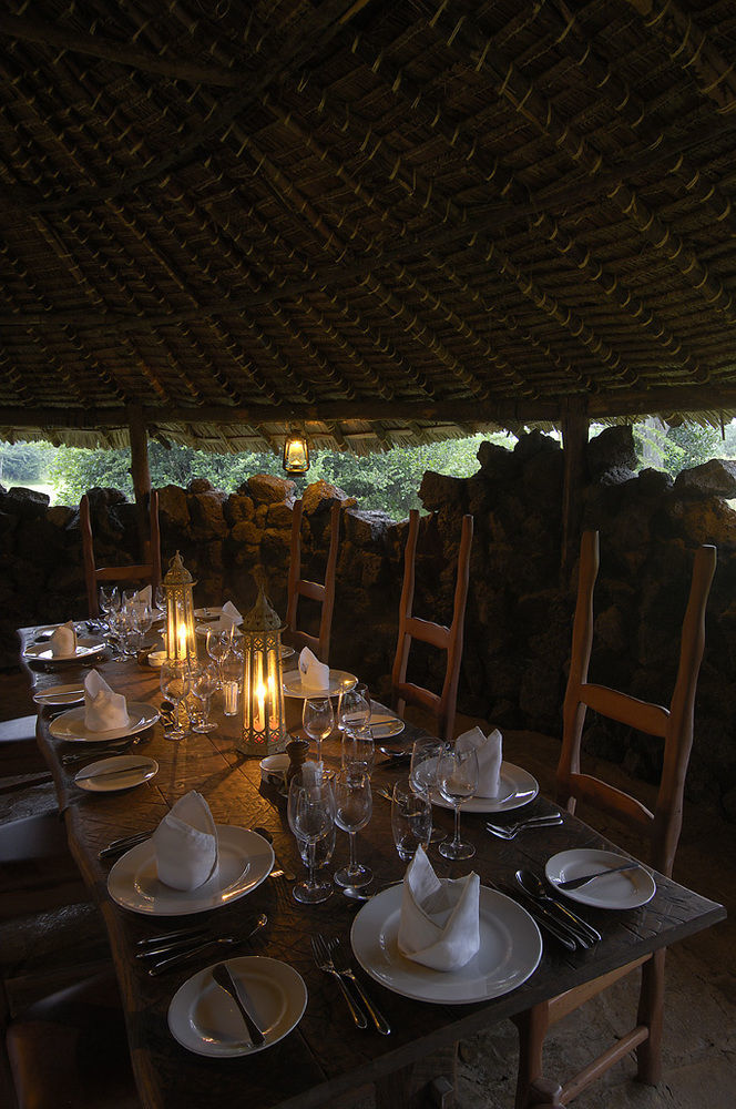 Mbweha Camp Hotel Elmenteita Eksteriør billede