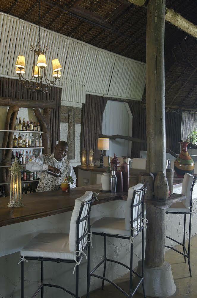 Mbweha Camp Hotel Elmenteita Eksteriør billede